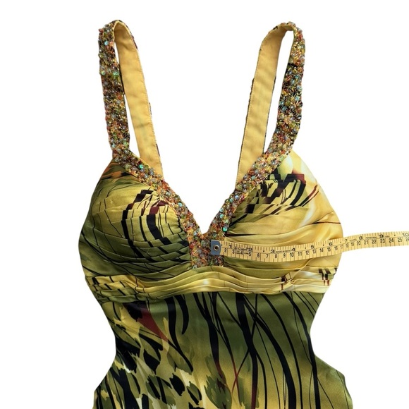 Faviana Couture Tropical Gown Size 2 Cutout Back Beaded Embellished Formal Prom - Picture 8 of 16